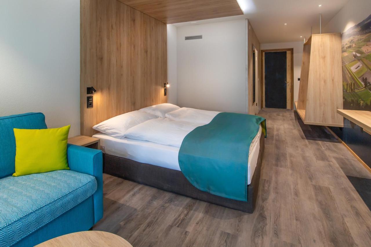 Hotel Sleep&Stay - Self Check-In Eglisau Exterior foto